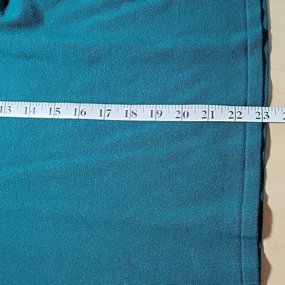 Tunic Sweater - Picture 8 of 9